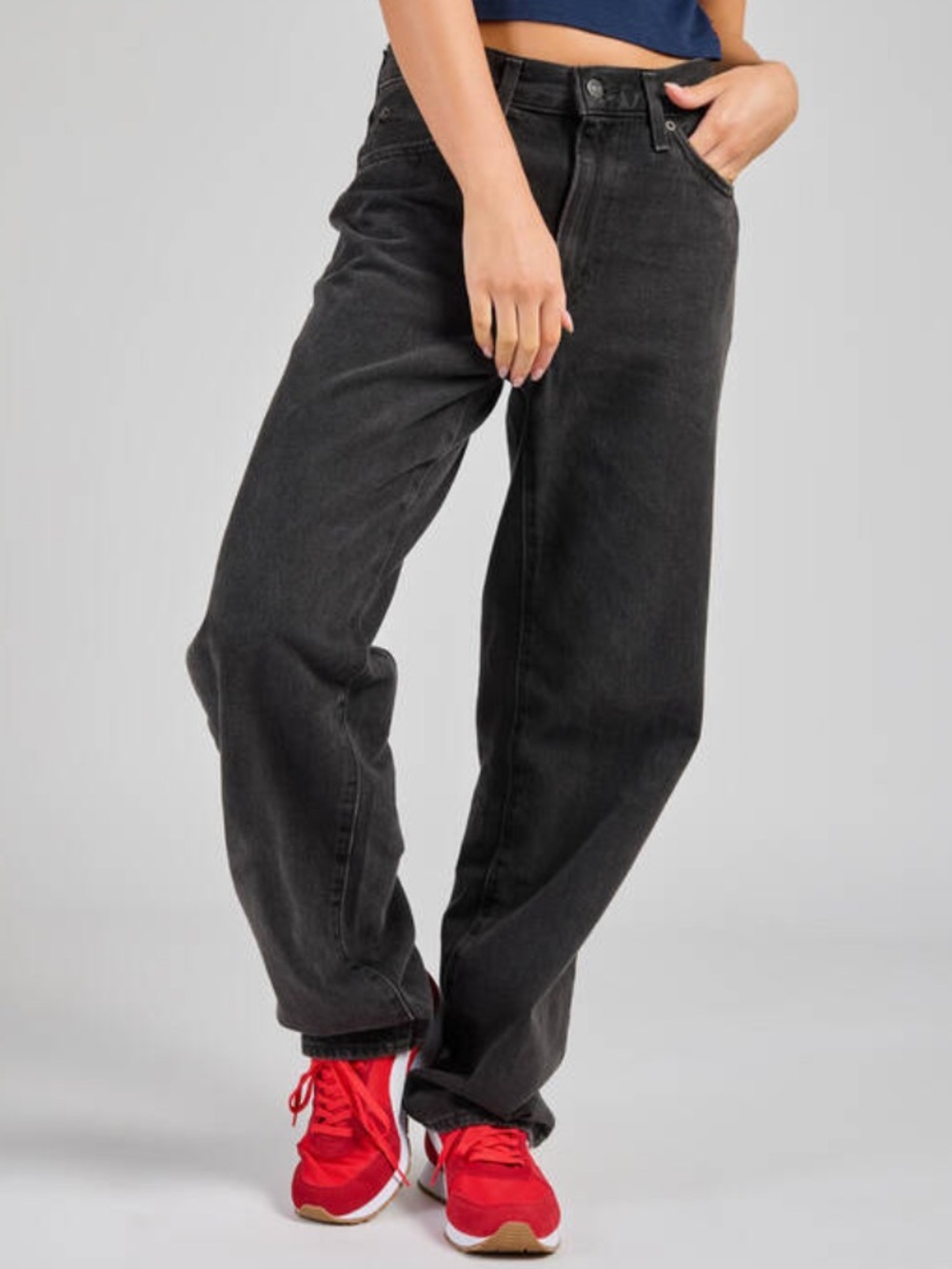 Levi's Women's Black Wide-Leg Flare Jeans - Picture 2 of 6